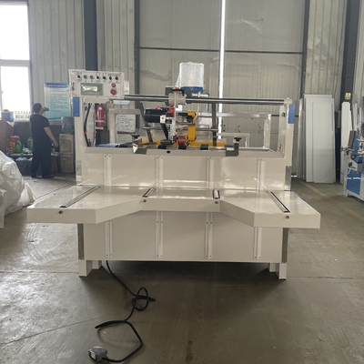 220V/380V는 통 중첩기 접착기 기계 7.5KW 소비 전력 7000*3000*2000mm 차원을 주름지게 했습니다