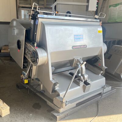 절단 속도 시간당 4800 ~ 8000 장 파고판을 절단하는 기계 선형 카튼의 정확도 더 이상 또는 075 밀리미터